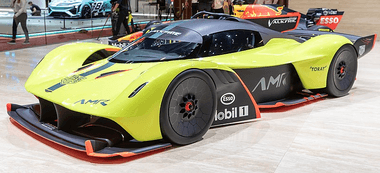 Aston-Martin-Valkyrie-AMR-Pro-expensive-car