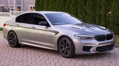 BMW-M5-sports-cars