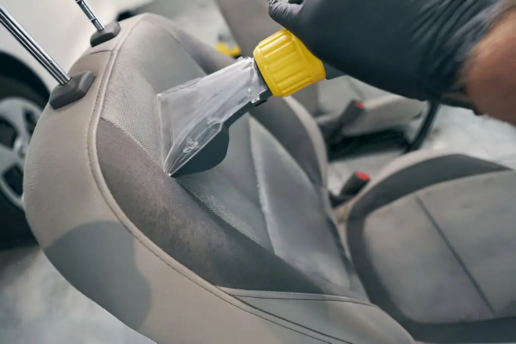 How to Install Car Seat Covers With Hooks