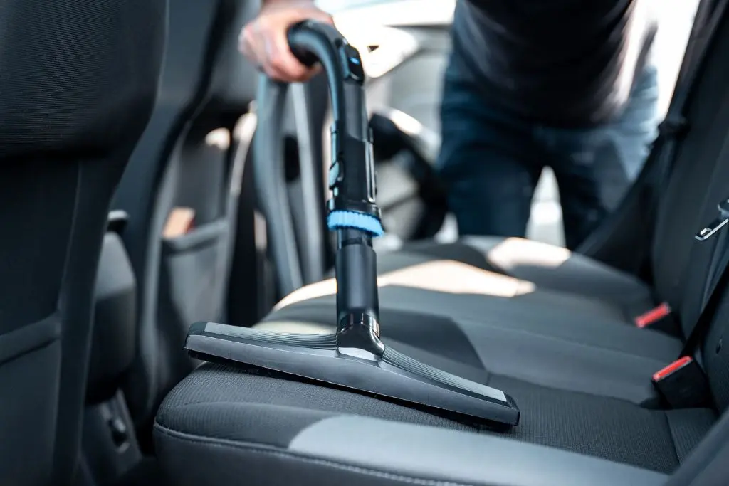 Step-by-step Guide To Clean Car Seat Belts