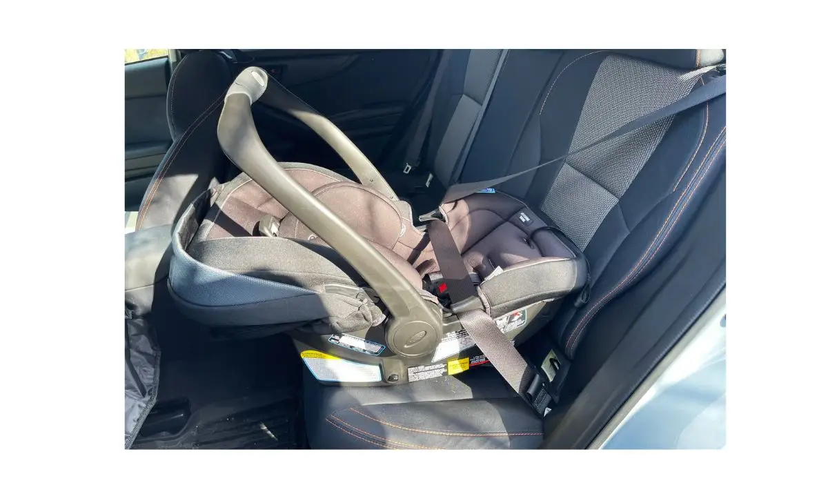 how to remove car seat from base