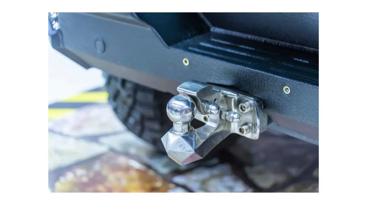 how to install a hitch on a car