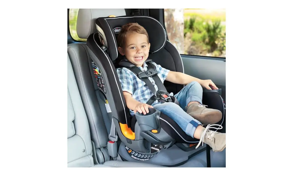 when to switch to forward facing car seat